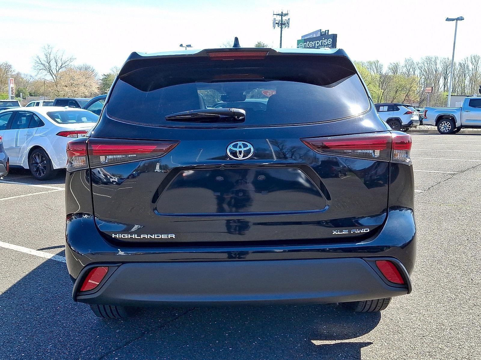 2025 Toyota Highlander XLE AWD (Natl)