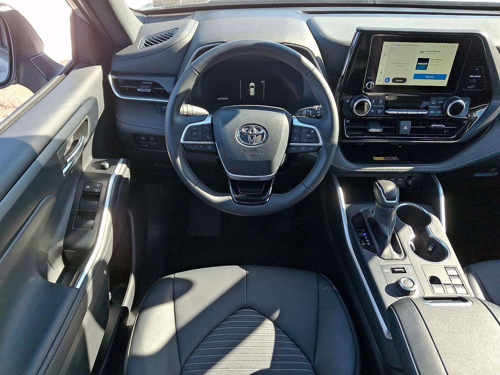 2025 Toyota Highlander XSE AWD (Natl)