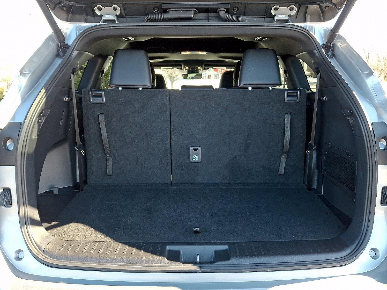 2025 Toyota Highlander XSE AWD (Natl)