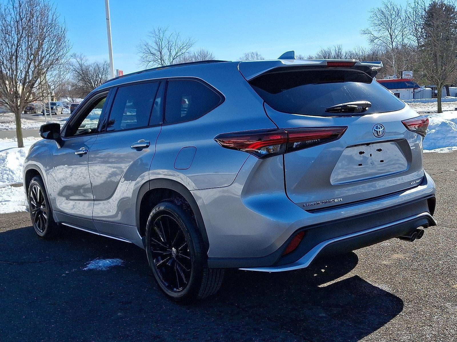 2025 Toyota Highlander XSE AWD (Natl)