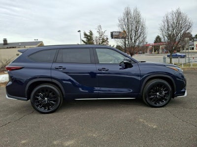 2025 Toyota Highlander XSE AWD (Natl)
