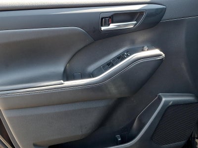 2024 Toyota Highlander XLE AWD (Natl)