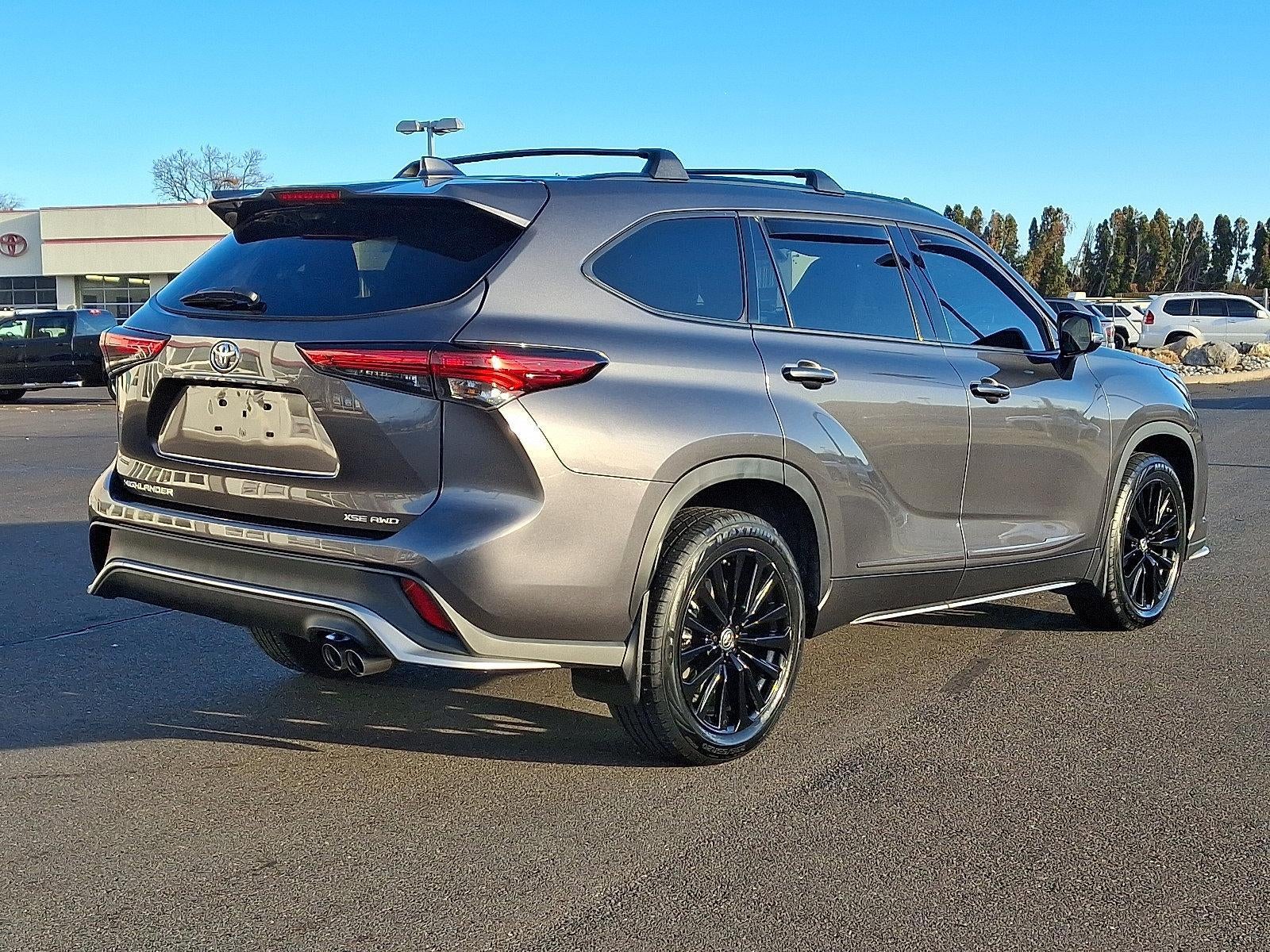 2023 Toyota Highlander XSE AWD (Natl)