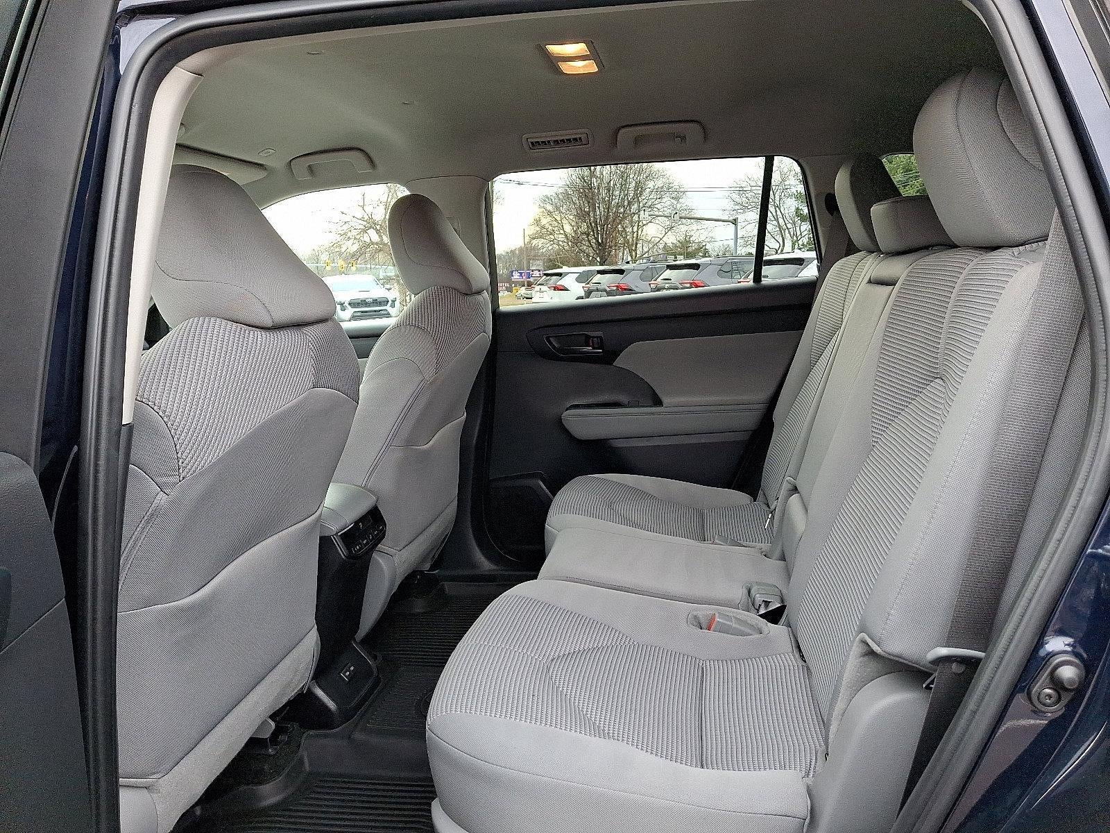 2024 Toyota Highlander LE AWD (Natl)