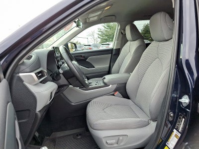 2024 Toyota Highlander LE AWD (Natl)