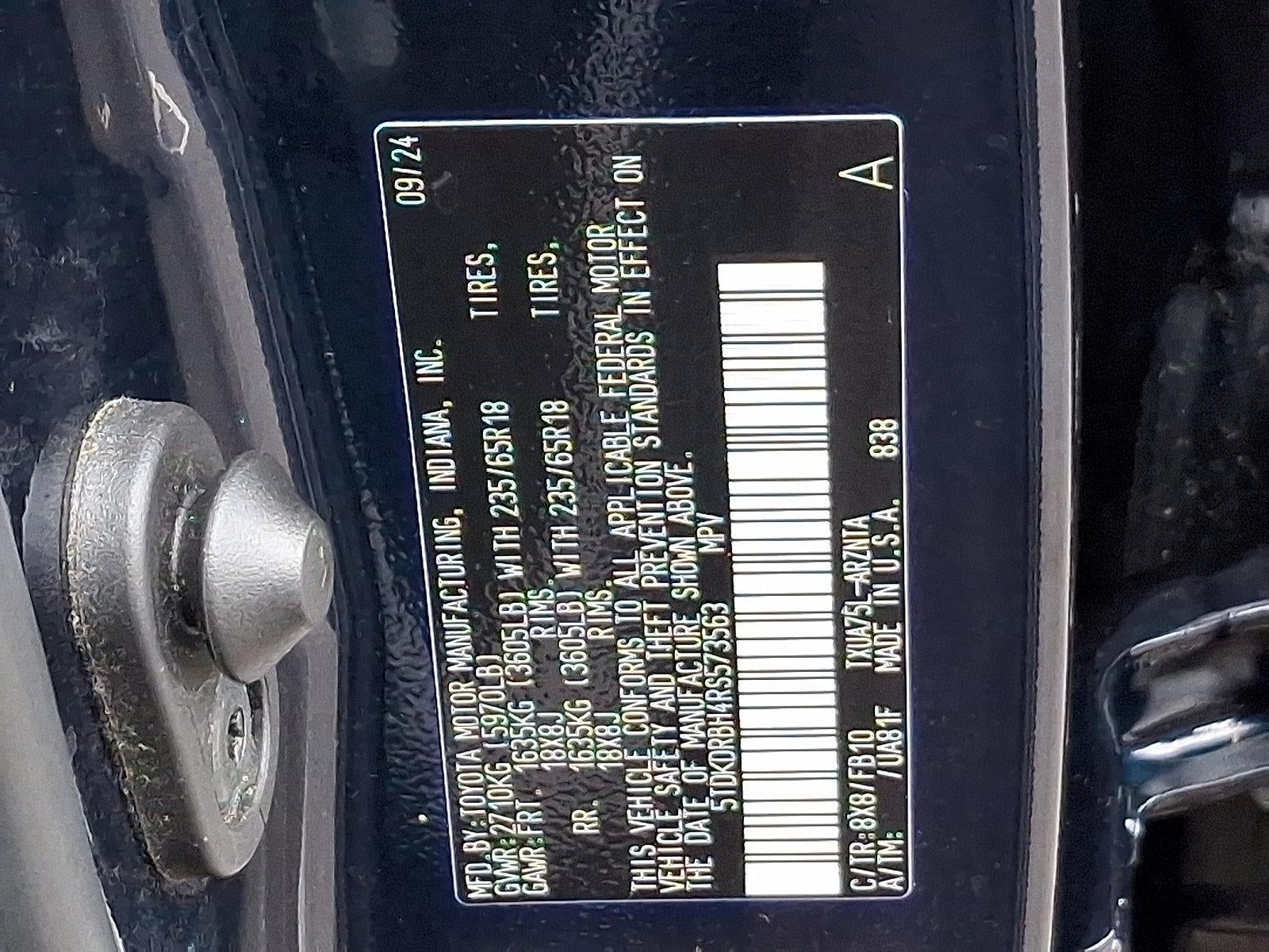 2024 Toyota Highlander LE AWD (Natl)