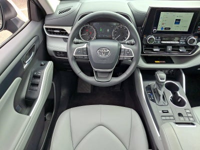 2025 Toyota Highlander XLE AWD (Natl)