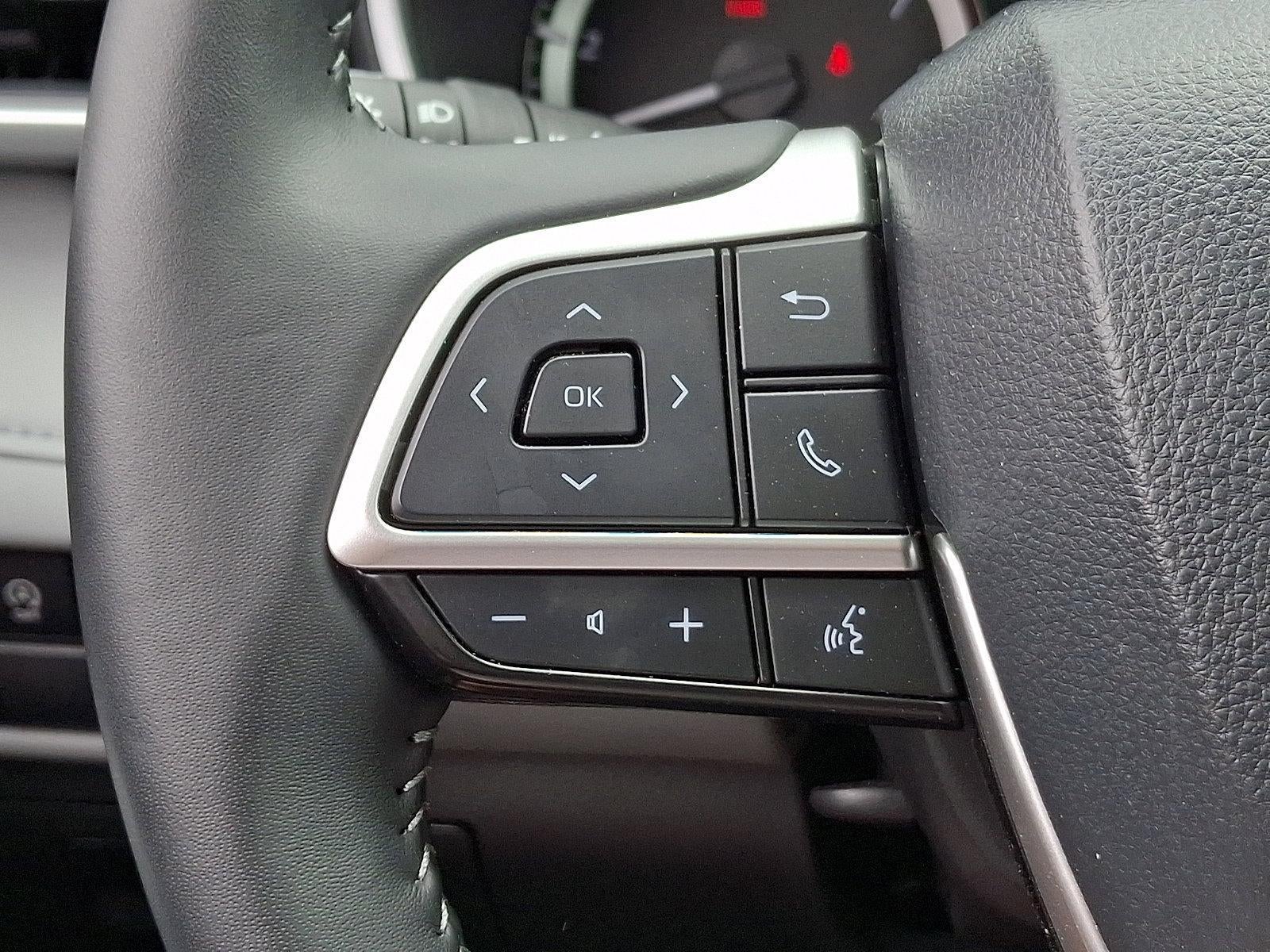 2025 Toyota Highlander XLE AWD (Natl)