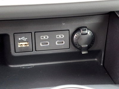 2025 Toyota Highlander XLE AWD (Natl)
