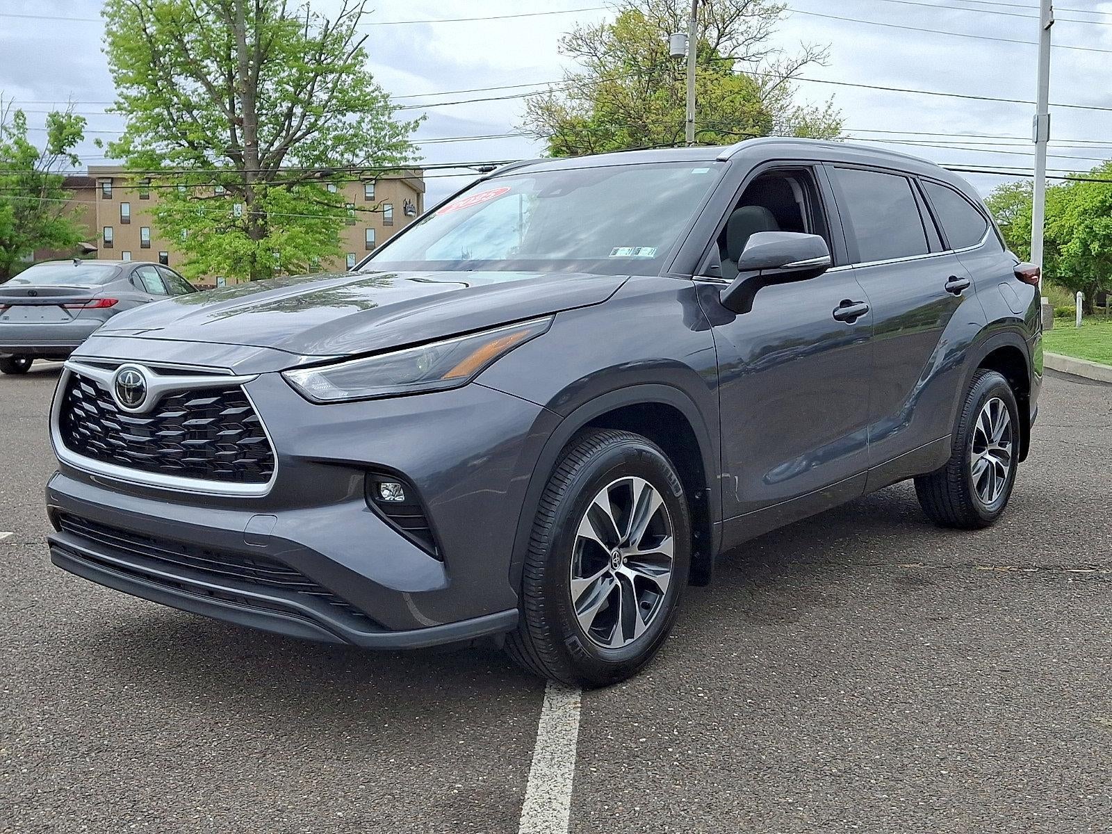 2025 Toyota Highlander XLE AWD (Natl)