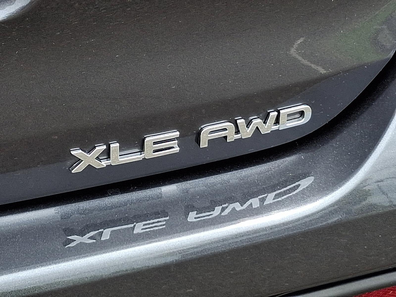 2025 Toyota Highlander XLE AWD (Natl)