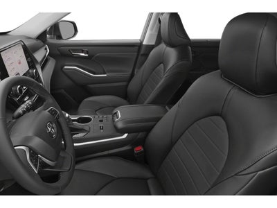 2025 Toyota Highlander XLE AWD (Natl)