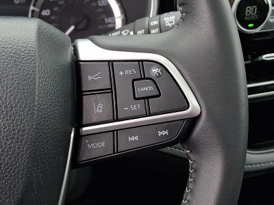 2025 Toyota Highlander XLE AWD (Natl)