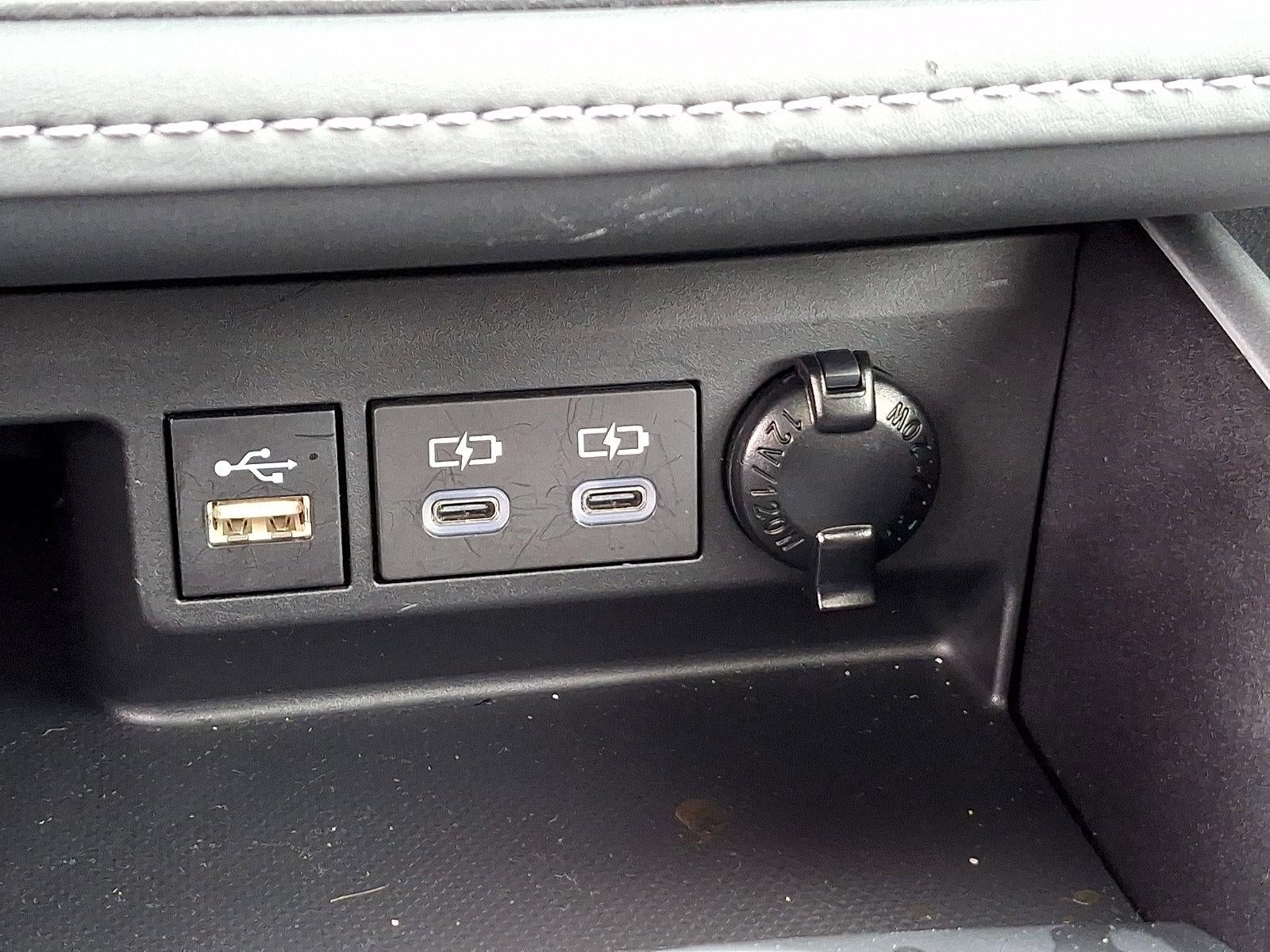 2025 Toyota Highlander XLE AWD (Natl)