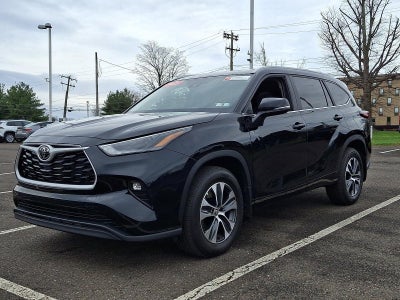 2025 Toyota Highlander XLE AWD (Natl)