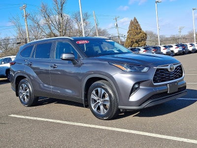 2024 Toyota Highlander XLE AWD (Natl)