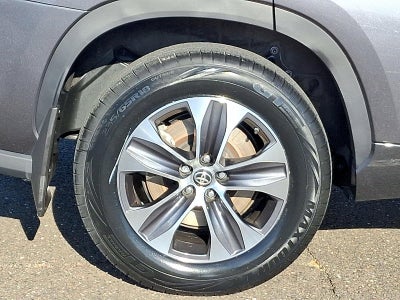 2024 Toyota Highlander XLE AWD (Natl)