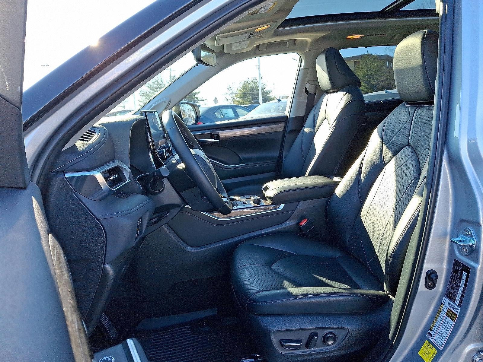 2024 Toyota Highlander Platinum AWD (Natl)