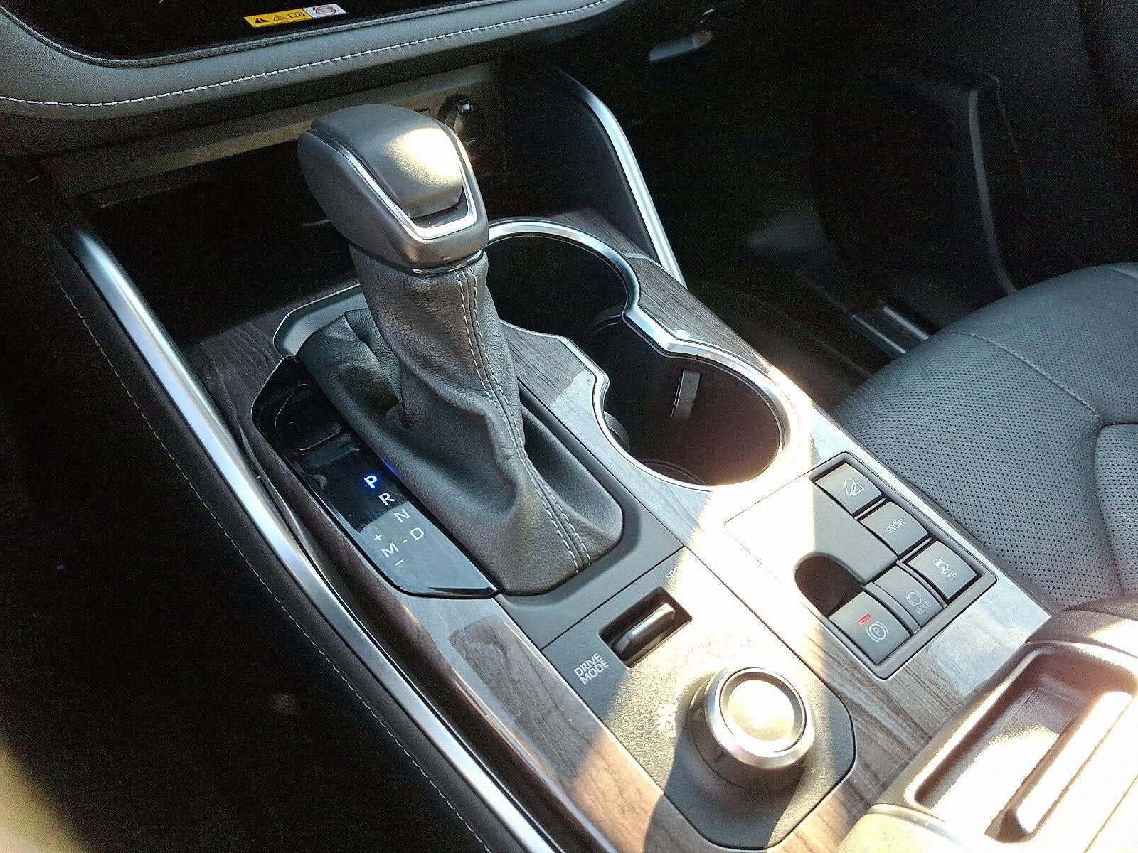 2024 Toyota Highlander Platinum AWD (Natl)