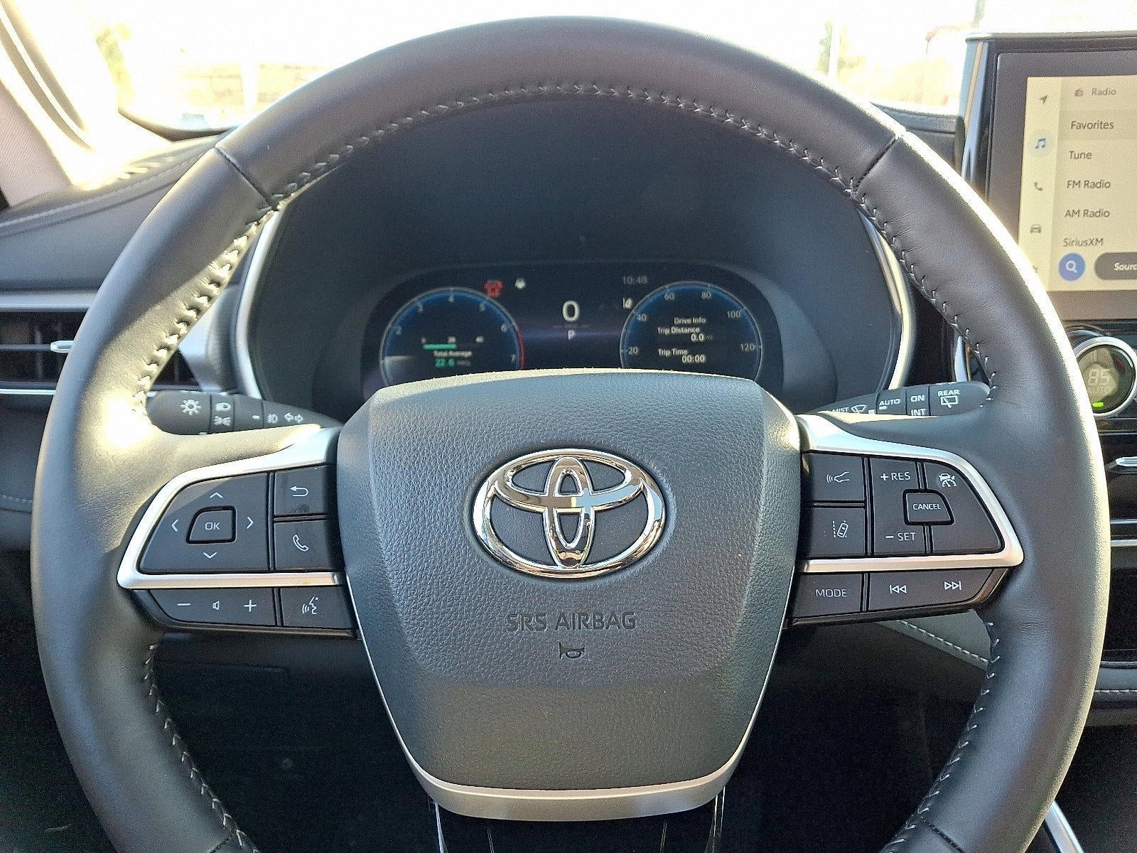 2024 Toyota Highlander Platinum AWD (Natl)