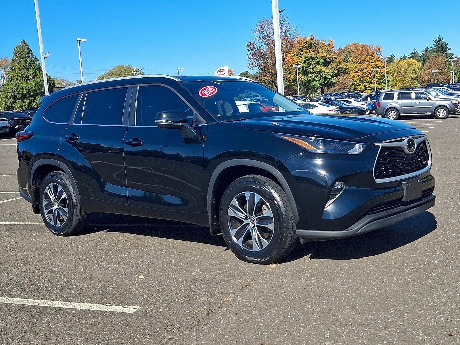 2026 Toyota Highlander XLE AWD (Natl)