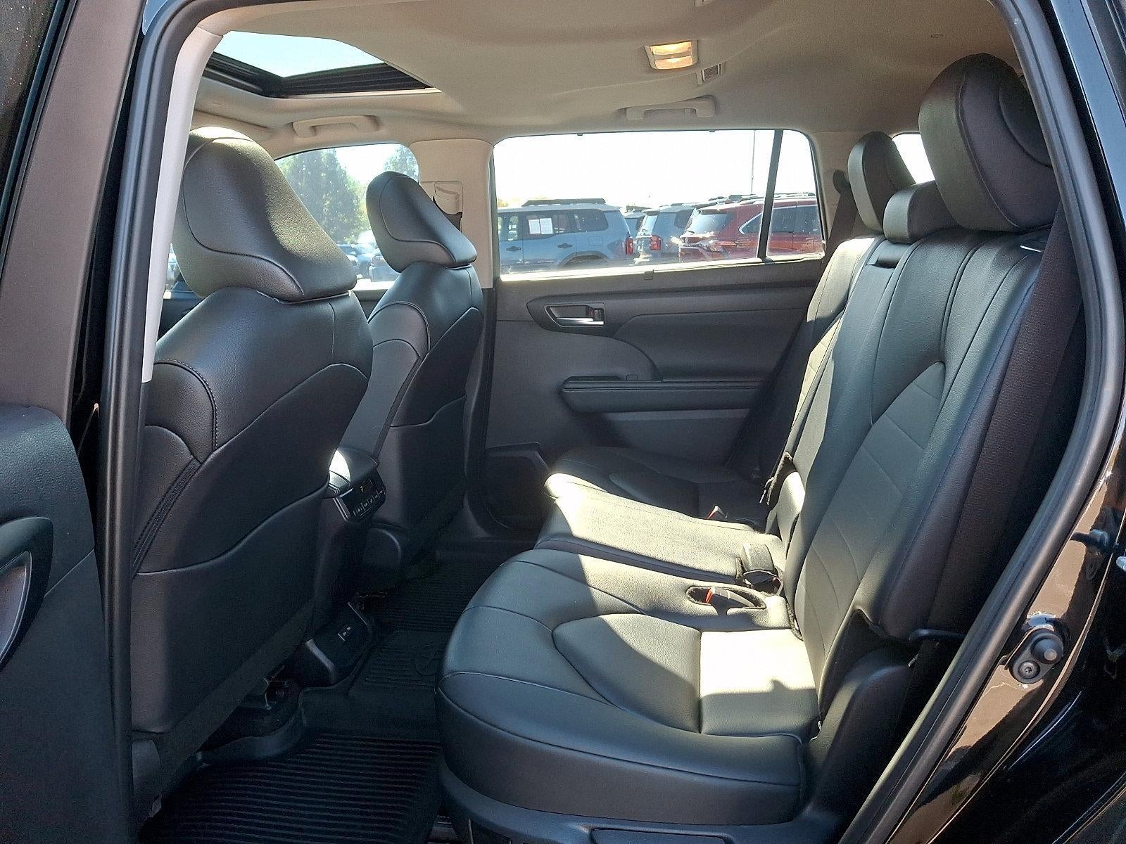 2026 Toyota Highlander XLE AWD (Natl)