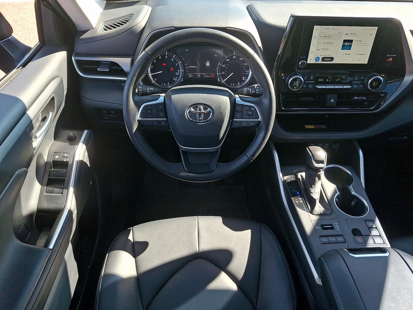 2026 Toyota Highlander XLE AWD (Natl)