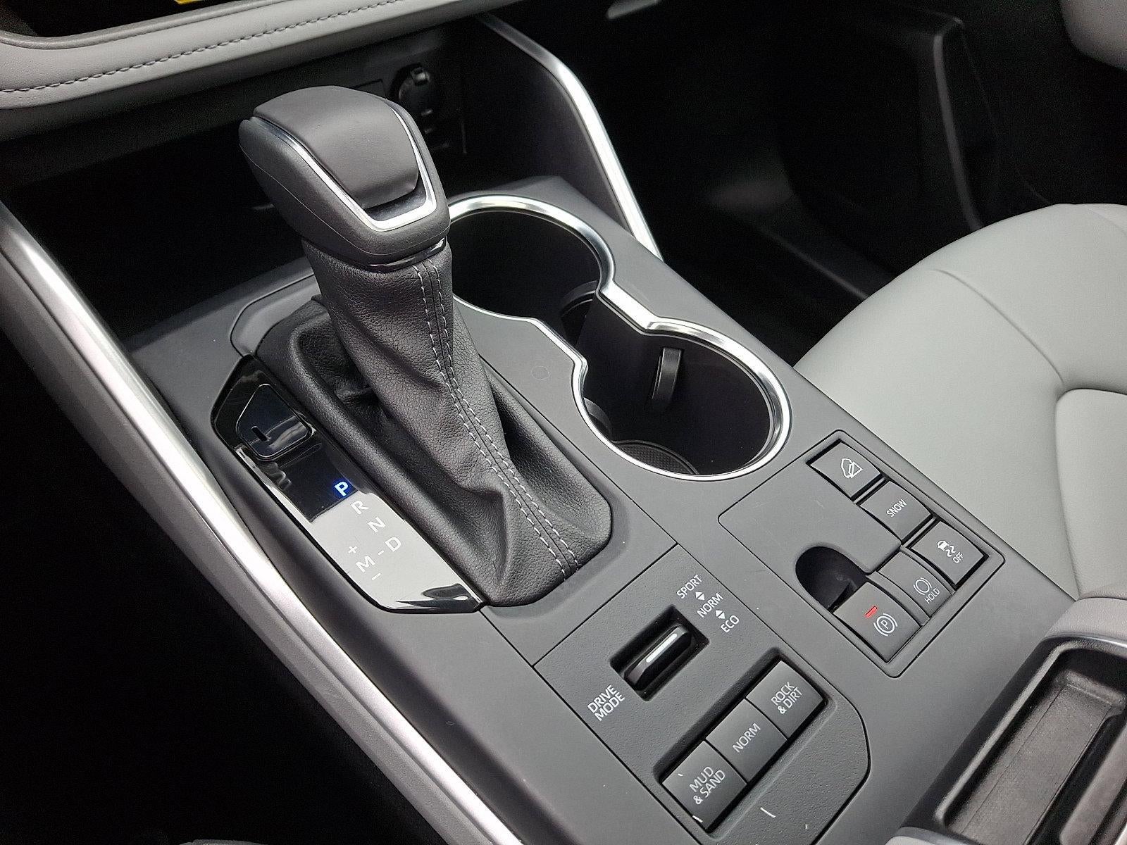 2025 Toyota Highlander XLE AWD (Natl)