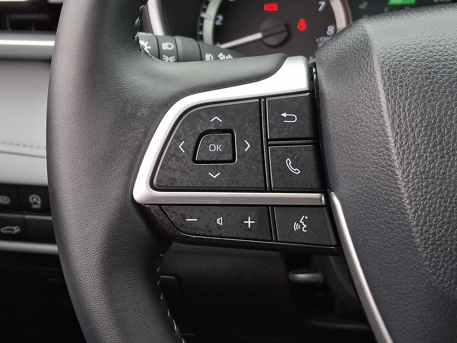 2025 Toyota Highlander XLE AWD (Natl)