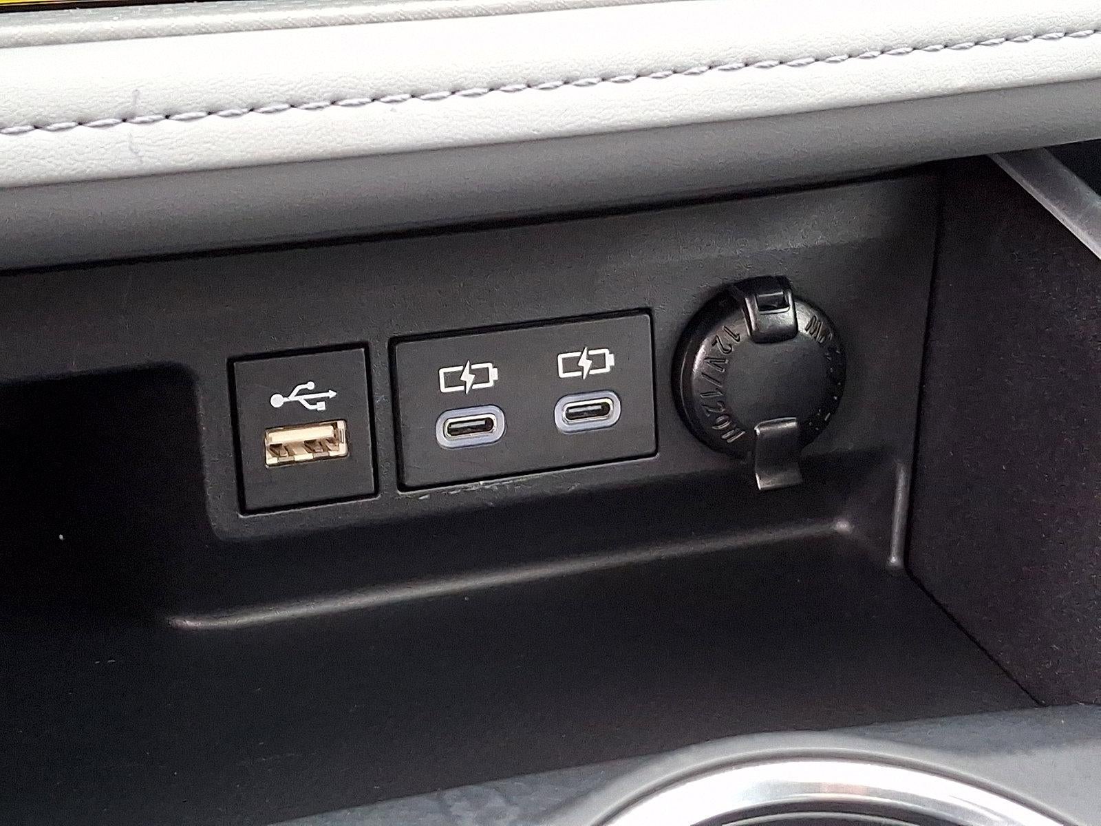 2025 Toyota Highlander XLE AWD (Natl)