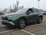 2025 Toyota Highlander XLE AWD (Natl)