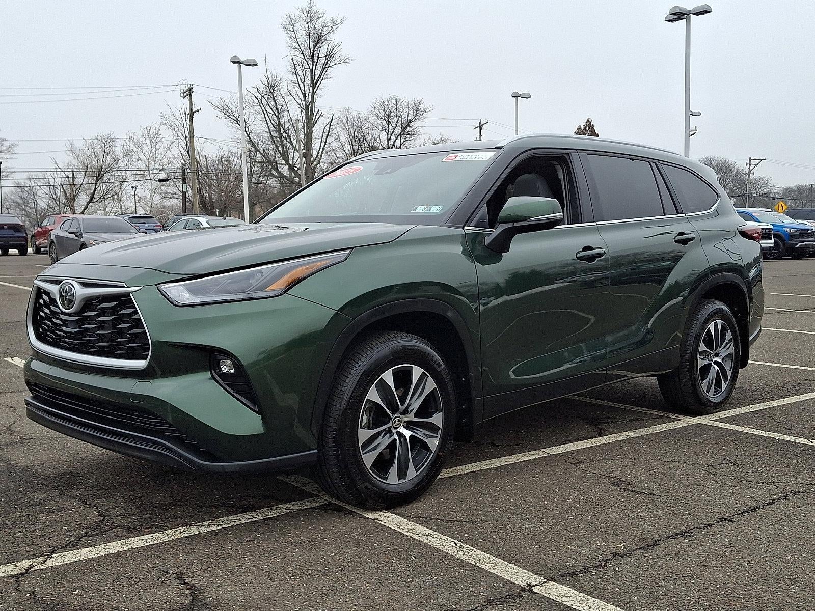 2025 Toyota Highlander XLE AWD (Natl)