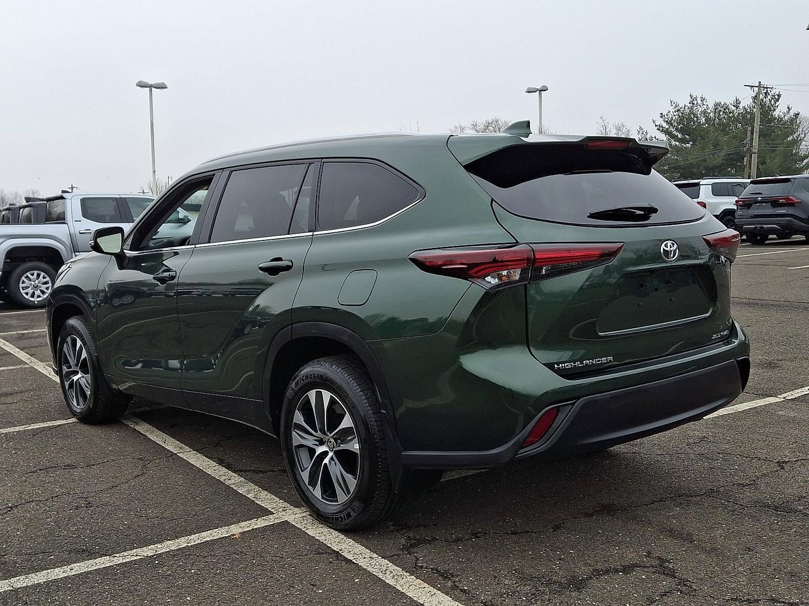 2025 Toyota Highlander XLE AWD (Natl)