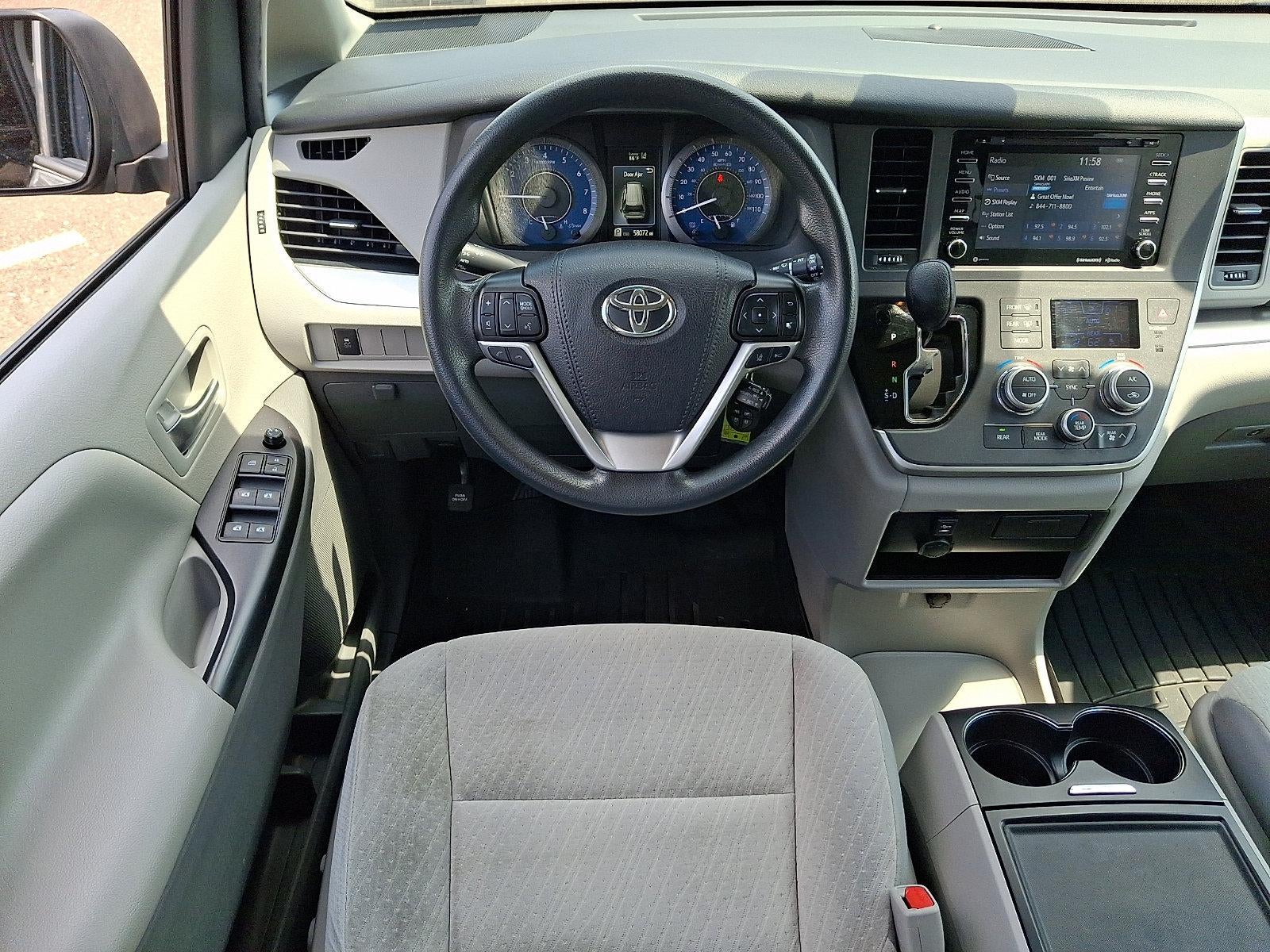 2020 Toyota Sienna LE FWD 8-Passenger (Natl)