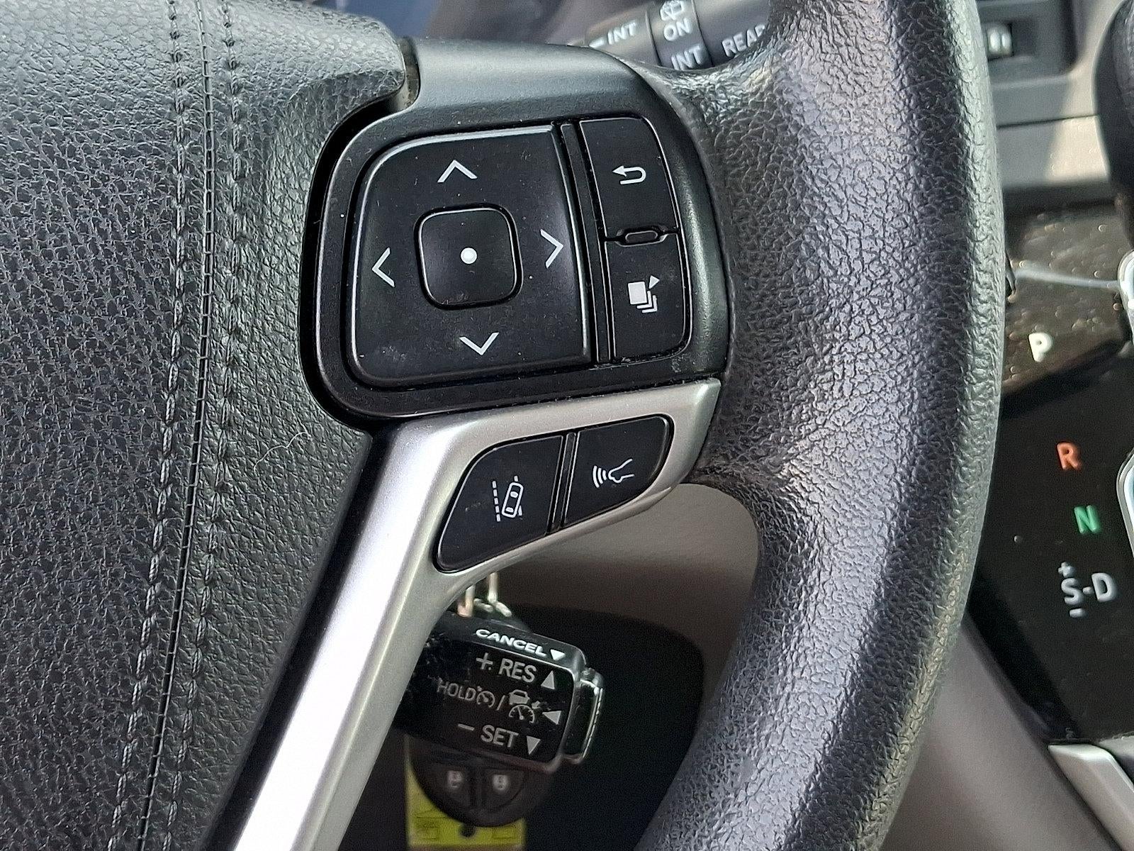 2020 Toyota Sienna LE FWD 8-Passenger (Natl)