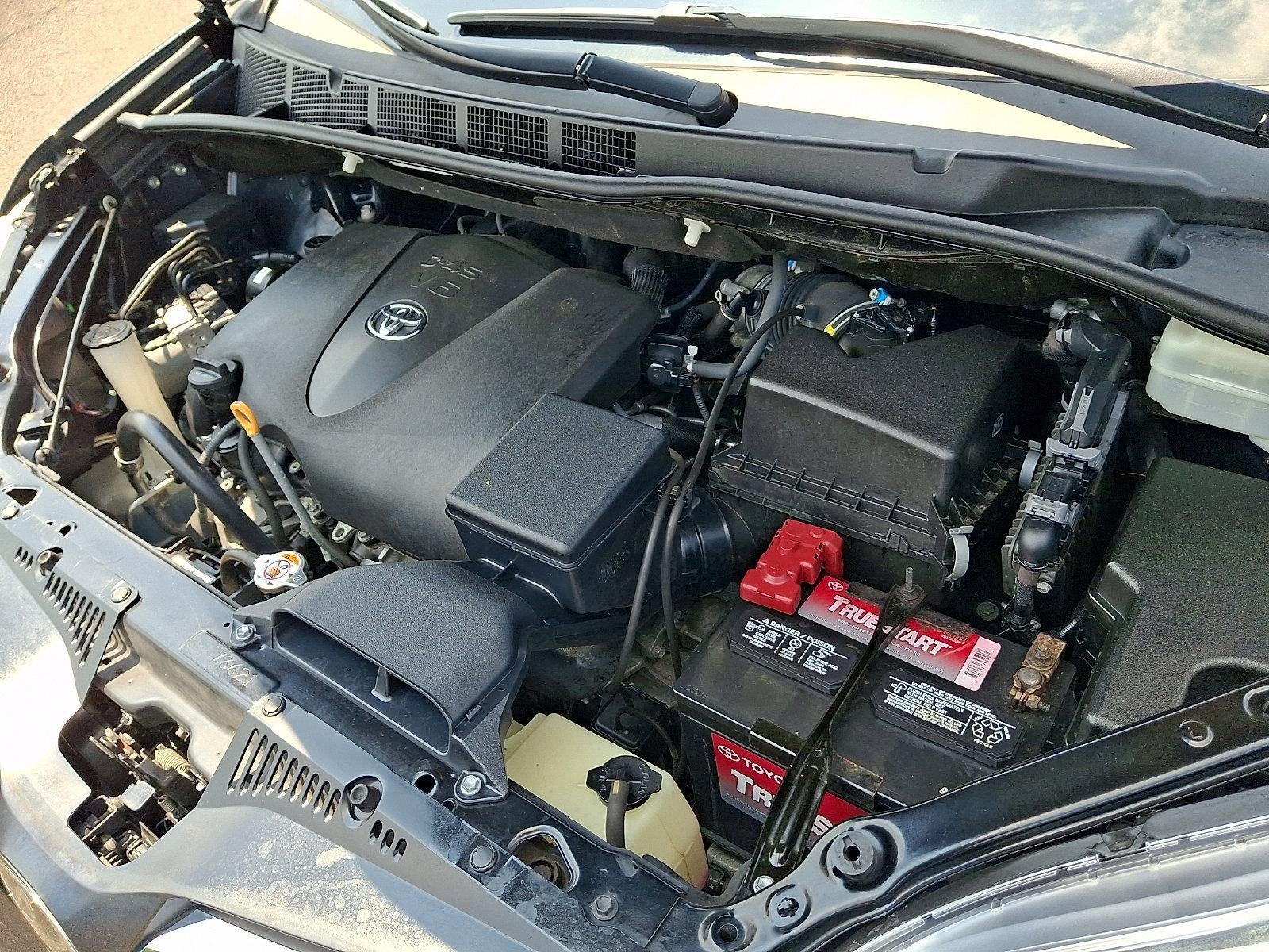 2020 Toyota Sienna LE FWD 8-Passenger (Natl)