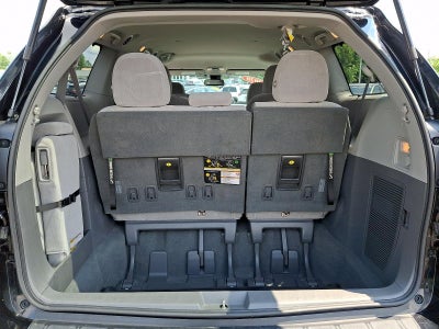 2020 Toyota Sienna LE FWD 8-Passenger (Natl)