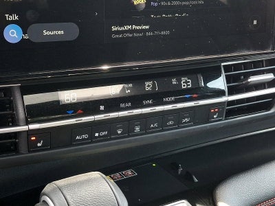2025 Toyota Sienna XSE FWD 7-Passenger (Natl)
