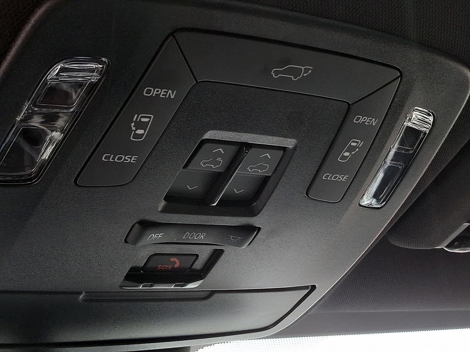 2025 Toyota Sienna XSE FWD 7-Passenger (Natl)