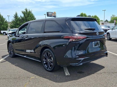 2025 Toyota Sienna XSE FWD 7-Passenger (Natl)