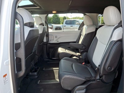 2026 Toyota Sienna XSE AWD 7-Passenger (Natl)