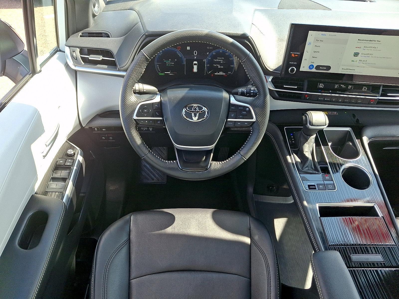 2026 Toyota Sienna XSE AWD 7-Passenger (Natl)