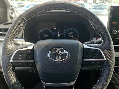 2026 Toyota Sienna XSE AWD 7-Passenger (Natl)
