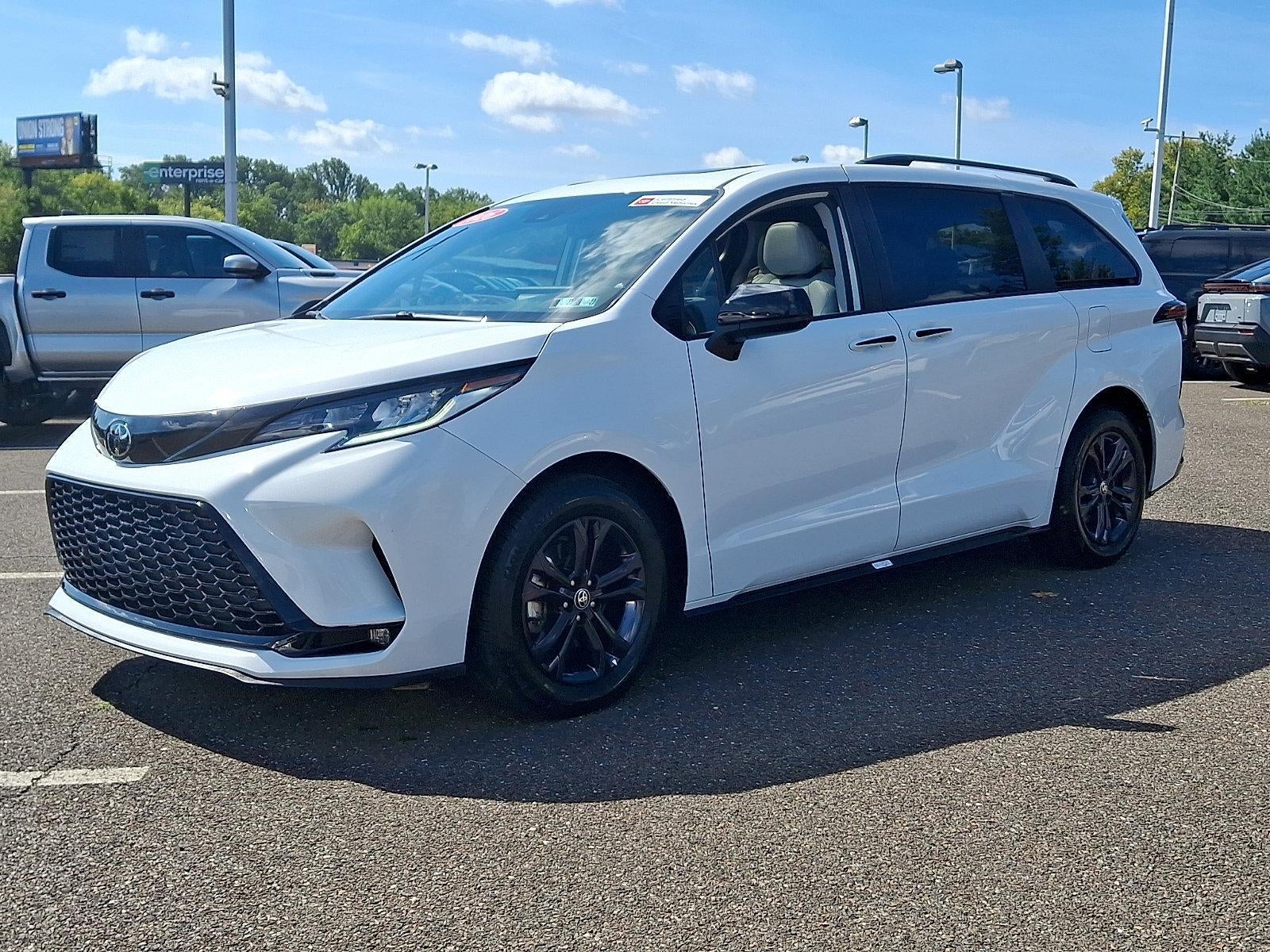 2026 Toyota Sienna XSE AWD 7-Passenger (Natl)