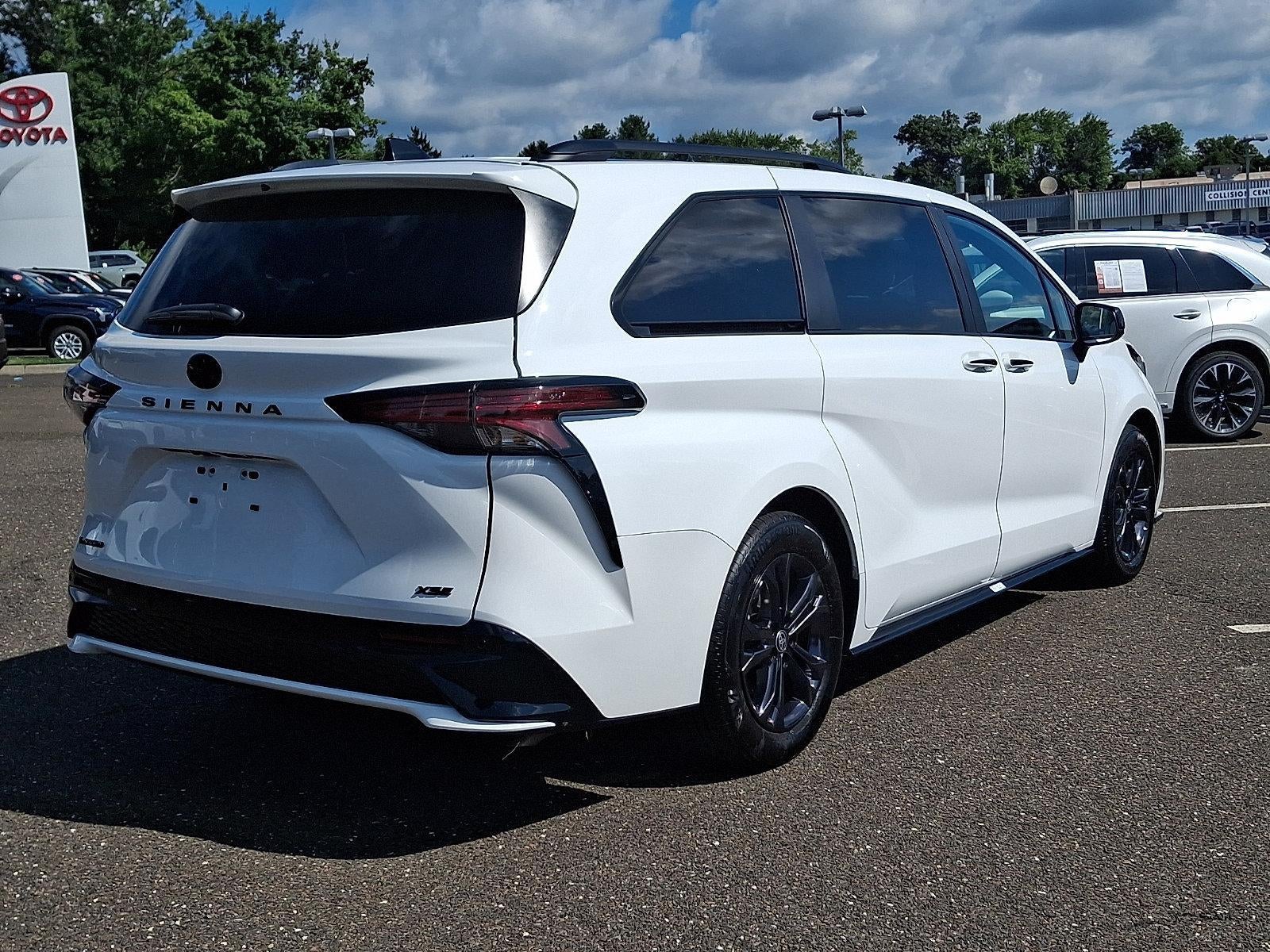 2026 Toyota Sienna XSE AWD 7-Passenger (Natl)
