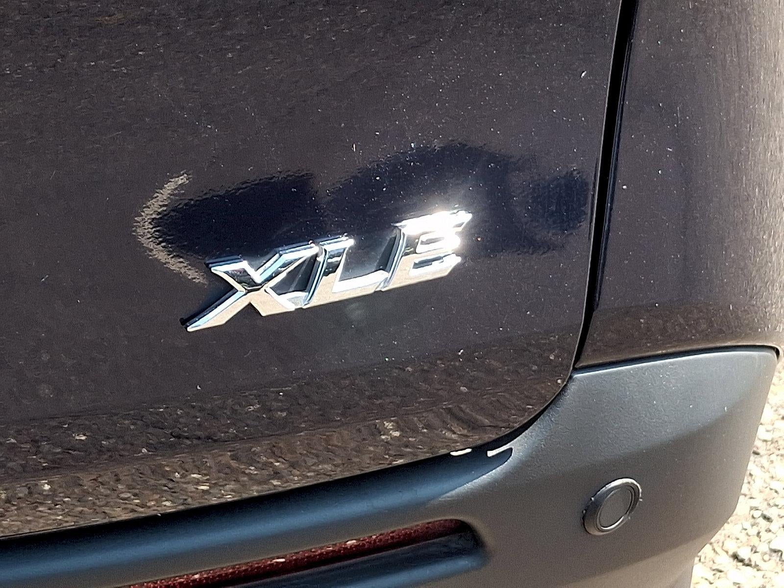 2025 Toyota Sienna XLE FWD 8-Passenger (Natl)