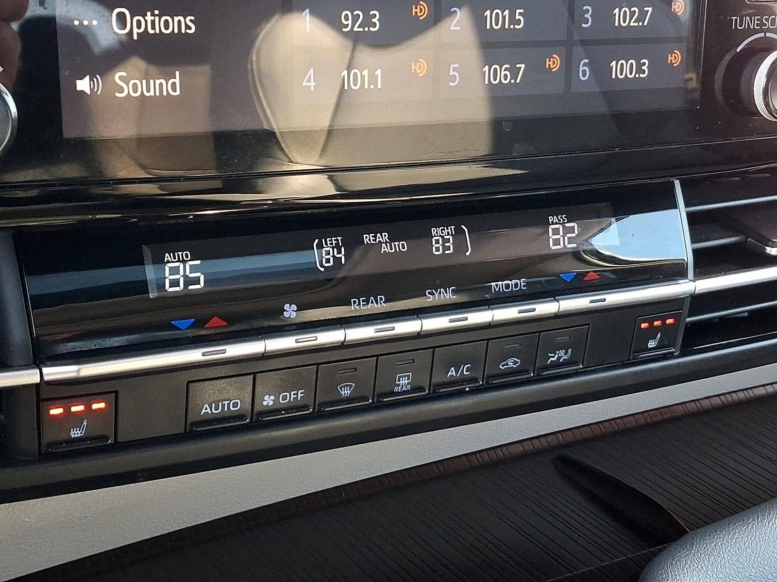 2022 Toyota Sienna XLE FWD 7-Passenger (Natl)