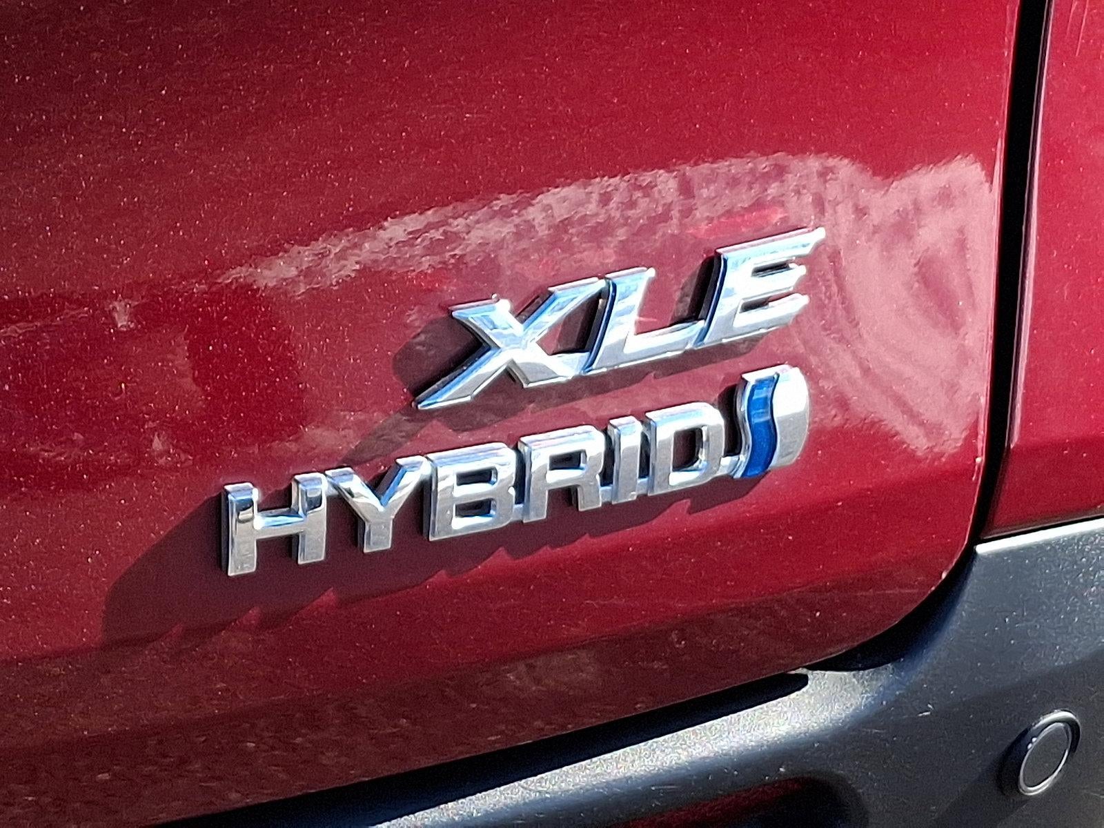 2022 Toyota Sienna XLE FWD 7-Passenger (Natl)