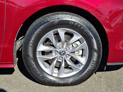 2022 Toyota Sienna XLE FWD 7-Passenger (Natl)