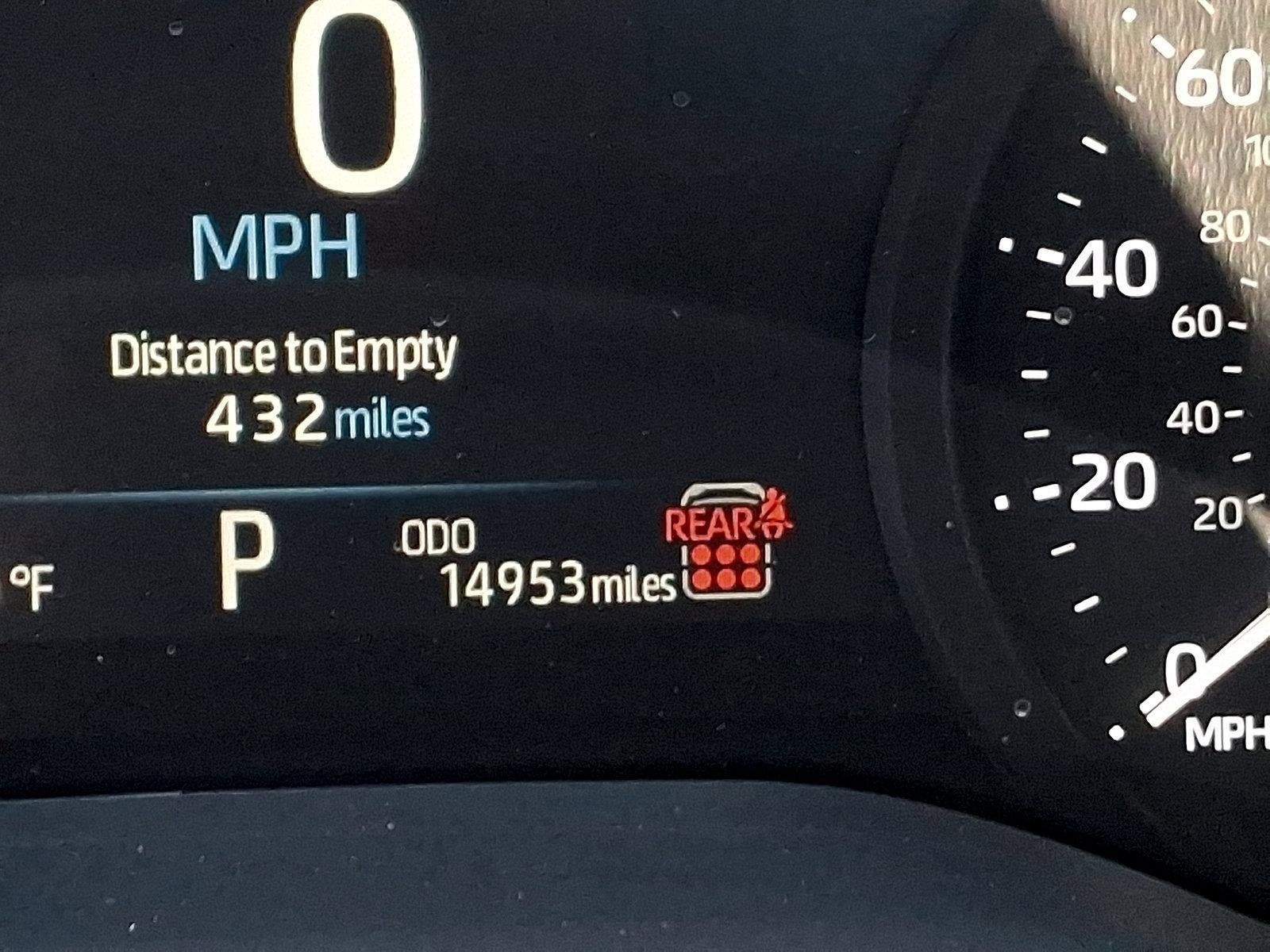 2025 Toyota Sienna XLE FWD 8-Passenger (Natl)